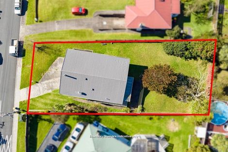 Photo of property in 17 Divich Avenue, Te Atatu South, Auckland, 0610