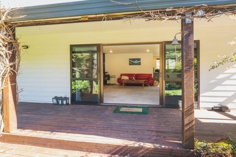 Photo of property in 577 Little Akaloa Road, Little Akaloa, 7583