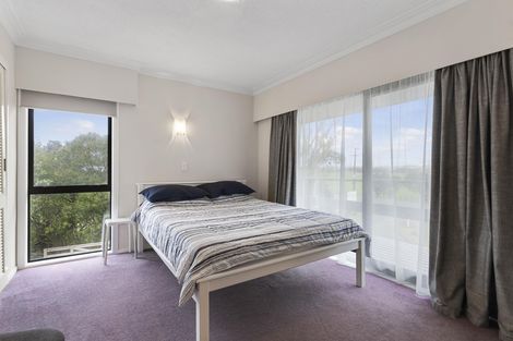 Photo of property in 48 Parkhurst Road, Helensville, 0874