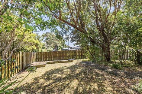 Photo of property in 21a Omapere Street, Whitby, Porirua, 5024