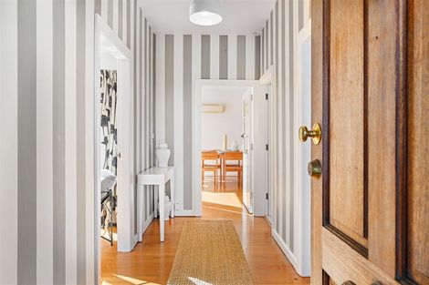 Photo of property in 35 Paparoa Street, Papanui, Christchurch, 8053