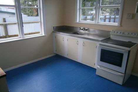 Photo of property in 12 Hunter Street, Taita, Lower Hutt, 5011