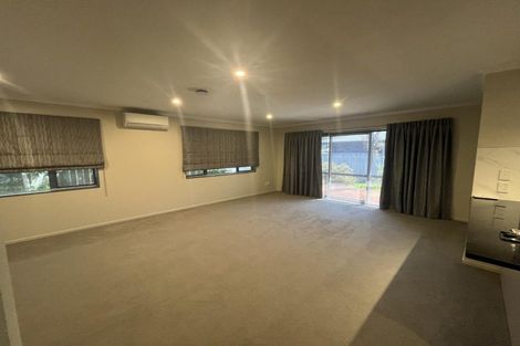 Photo of property in 32 Cyrus Street, Whalers Gate, New Plymouth, 4310