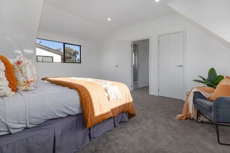 Photo of property in 102 Langdale Avenue, Paraparaumu, 5032