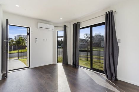 Photo of property in 2a Melleray Place, Randwick Park, Auckland, 2105