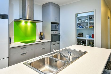 Photo of property in 98 Helenslee Road, Pokeno, 2472