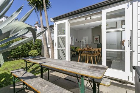 Photo of property in 5 Murdoch Road, Grey Lynn, Auckland, 1021
