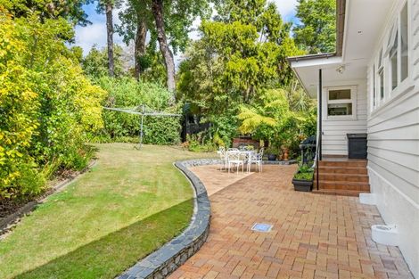 Photo of property in 32 Chatsworth Road, Silverstream, Upper Hutt, 5019