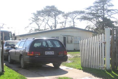 Photo of property in 102 West Coast Road, Te Kopuru, Dargaville, 0371