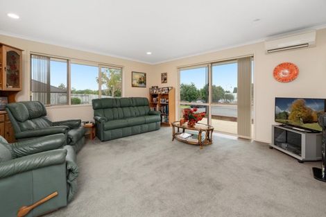 Photo of property in 11 Petrel Place, Welcome Bay, Tauranga, 3112