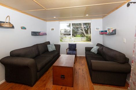 Photo of property in 5 Bayly Street, Baylys Beach, Dargaville, 0377