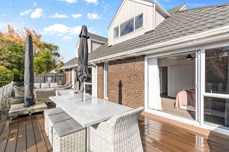 Photo of property in 4 Cargill Place, Frankleigh Park, New Plymouth, 4310