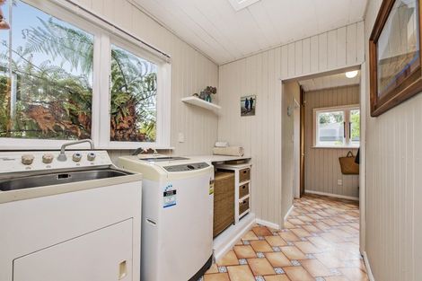 Photo of property in 51 Kings Avenue, Waikuku Beach, 7402