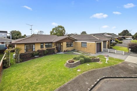 Photo of property in 4 Brynbela Court, Papakura, 2110