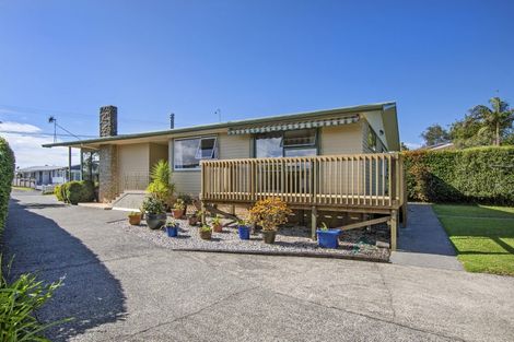 Photo of property in 15 Te Paka Crescent, Te Kamo, Whangarei, 0112