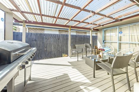 Photo of property in 11 Alexander Avenue, Papatoetoe, Auckland, 2025