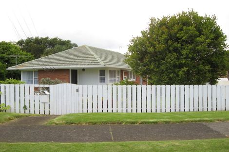 Photo of property in 1/36 Mcintyre Road, Mangere Bridge, Auckland, 2022