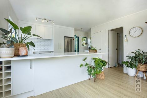 Photo of property in 11 Murray Way, Waimauku, 0812