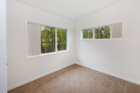 Photo of property in 35 Oram Drive, Turitea, Palmerston North, 4472