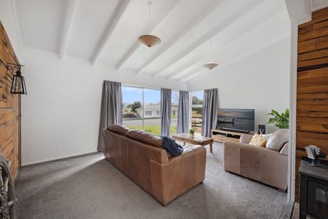 Photo of property in 41 Harris Street, Te Puke, 3119