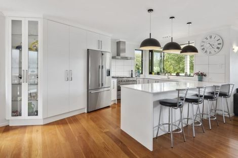 Photo of property in 956 Beach Road, Torbay, Auckland, 0630