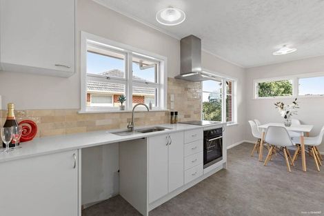 Photo of property in 51 Ramillies Place, Glenfield, Auckland, 0629