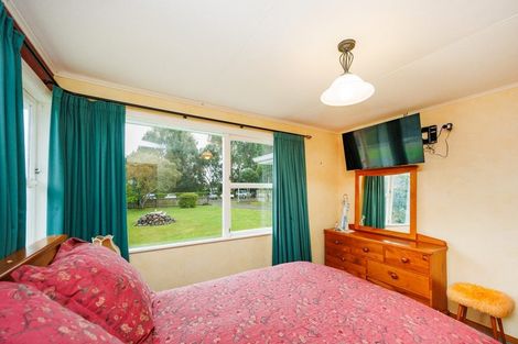 Photo of property in 2 Lind Street, Kimbolton, 4777