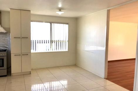 Photo of property in 53 Dissmeyer Drive, Clover Park, Auckland, 2019