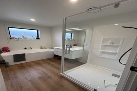 Photo of property in Northlake, 21 Cairnmuir Street, Wanaka, 9305