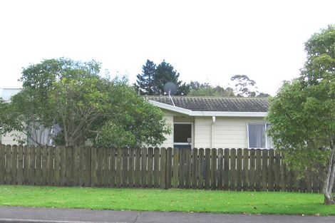 Photo of property in 74 Borich Road, Sunnyvale, Auckland, 0612