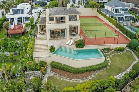 Photo of property in 207 Beach Road, Campbells Bay, Auckland, 0630