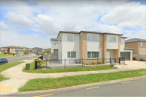 Photo of property in 75 Rosewell Crescent, Flat Bush, Auckland, 2019