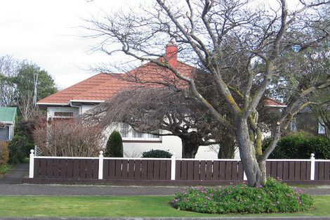 Photo of property in 24 Ihle Street, Terrace End, Palmerston North, 4410