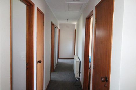 Photo of property in 20 Meadow Street, Lumsden, 9730