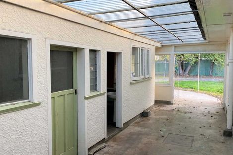 Photo of property in 59 Main North Road, Woodend, 7610