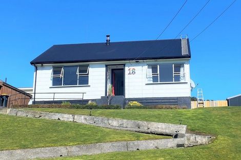 Photo of property in 18 Masters Street, Greymouth, 7805