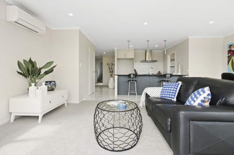 Photo of property in 63 Anselmi Ridge Road, Pukekohe, 2120