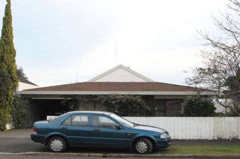 Photo of property in 61 Sare Crescent, Fairfield, Hamilton, 3214