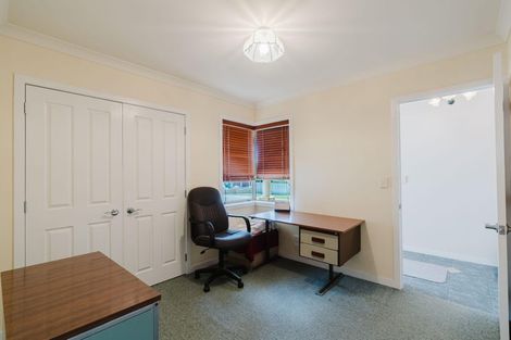 Photo of property in 82 Rototuna Road, Rototuna, Hamilton, 3210