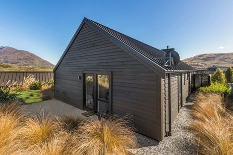 Photo of property in 8 Falconer Rise, Jacks Point, Queenstown, 9371