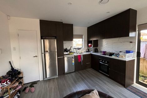 Photo of property in 9a Julian Place, Otara, Auckland, 2023