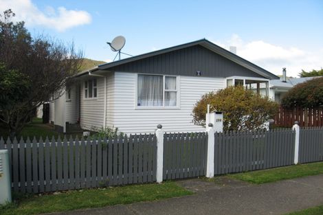 Photo of property in 238 Wellington Road, Wainuiomata, Lower Hutt, 5014