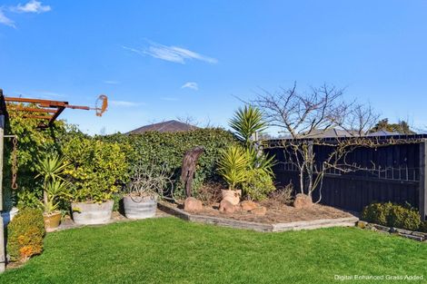 Photo of property in 37 Andesite Drive, Rolleston, 7614