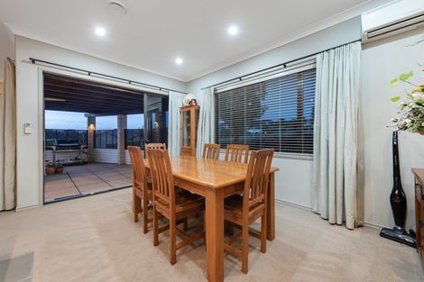 Photo of property in 2 Crater Close, Pyes Pa, Tauranga, 3112