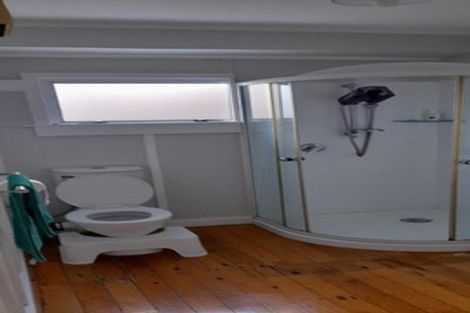 Photo of property in 2/422 Devon Street West, Lynmouth, New Plymouth, 4310