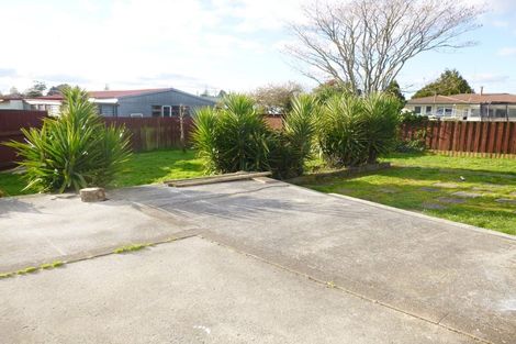 Photo of property in 17 Cricket Place, Melville, Hamilton, 3206