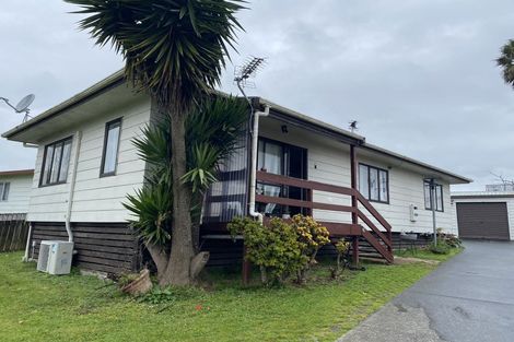 Photo of property in 3 Constance Place, Clover Park, Auckland, 2019