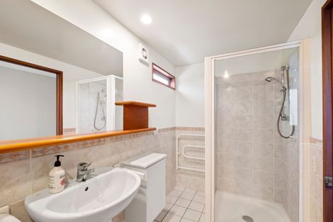 Photo of property in 1 Elmwood Road, Strowan, Christchurch, 8052