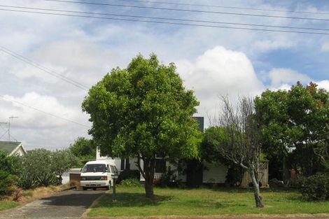 Photo of property in 2 Kotahi Road, Mount Wellington, Auckland, 1062