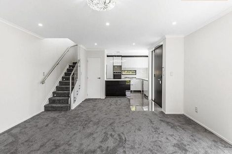 Photo of property in 36 Christmas Road, Manurewa, Auckland, 2102